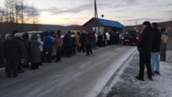 Очередь за продуктами в Туре