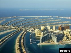 Вид с воздуха на курорт Палм-Айленд в Дубае.