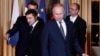 Владимир Зеленский и Владимир Путин на переговорах в Париже