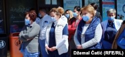 Štrajk zdravstvenih radnika u Bihaću, 16. april, 2021.