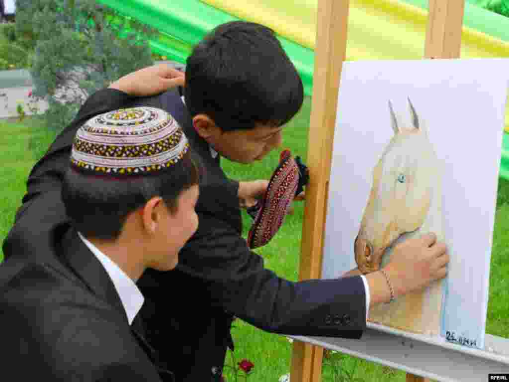 Aty şekillendirme- ýeňil iş däldir