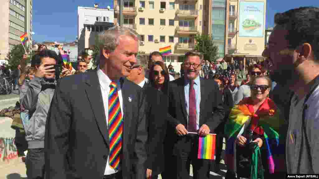 Američki ambasador&nbsp;Greg Delawie podržao prvu Paradu ponosa