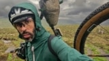 велогонщик из Франции Софиан Сехили