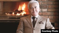 Енвер Малиќи.
