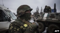 Українські військовослужбовці у Дебальцеві. 3 лютого 2015 року