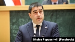 შალვა პაპუაშვილი