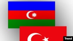 Azərbaycan və Türkiyə bayraqları