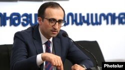 Առողջապահության նախարար Արսեն Թորոսյան, արխիվ