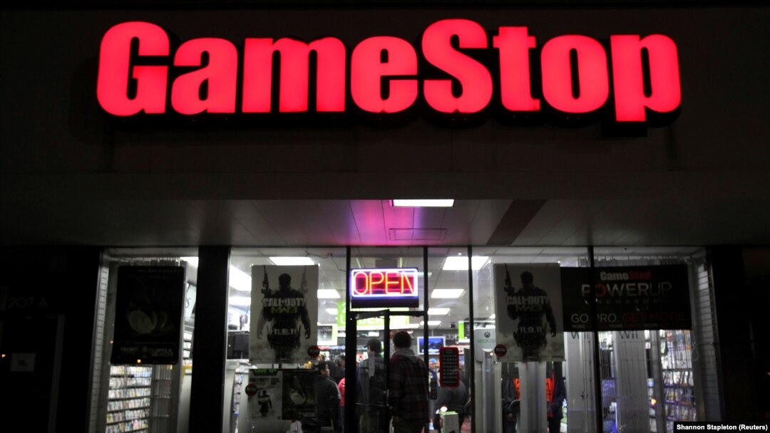 Acțiunile companiei GameStop au înregistrat creșteri și de 1700% în acest an 