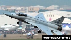 A JF-17 Thunder of the Pakistan Air Force takes off