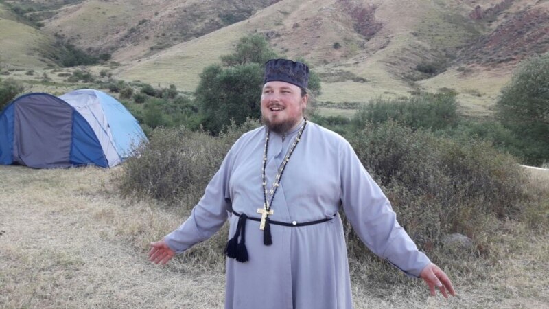 Православного священника судят за молитвы в горах