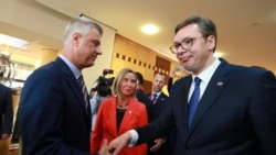 Predsednici Kosova Hašim Tači i Srbije Aleksandar Vučića (između bivša šefica evropske diplomtije Federika Mogerini) - susret u Tirani, 9. maj 2019.