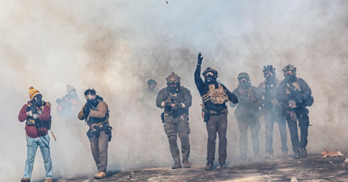 Добро утро. Най-важното днес:Плановете на РадевУсловията на ПП към ДБПротестите