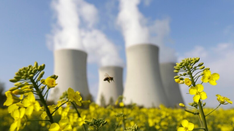 Правительство ЕС предложило считать газовую и атомную энергетику «зелеными»