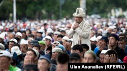 Айт намаз в Бишкеке. Илллюстративное фото.