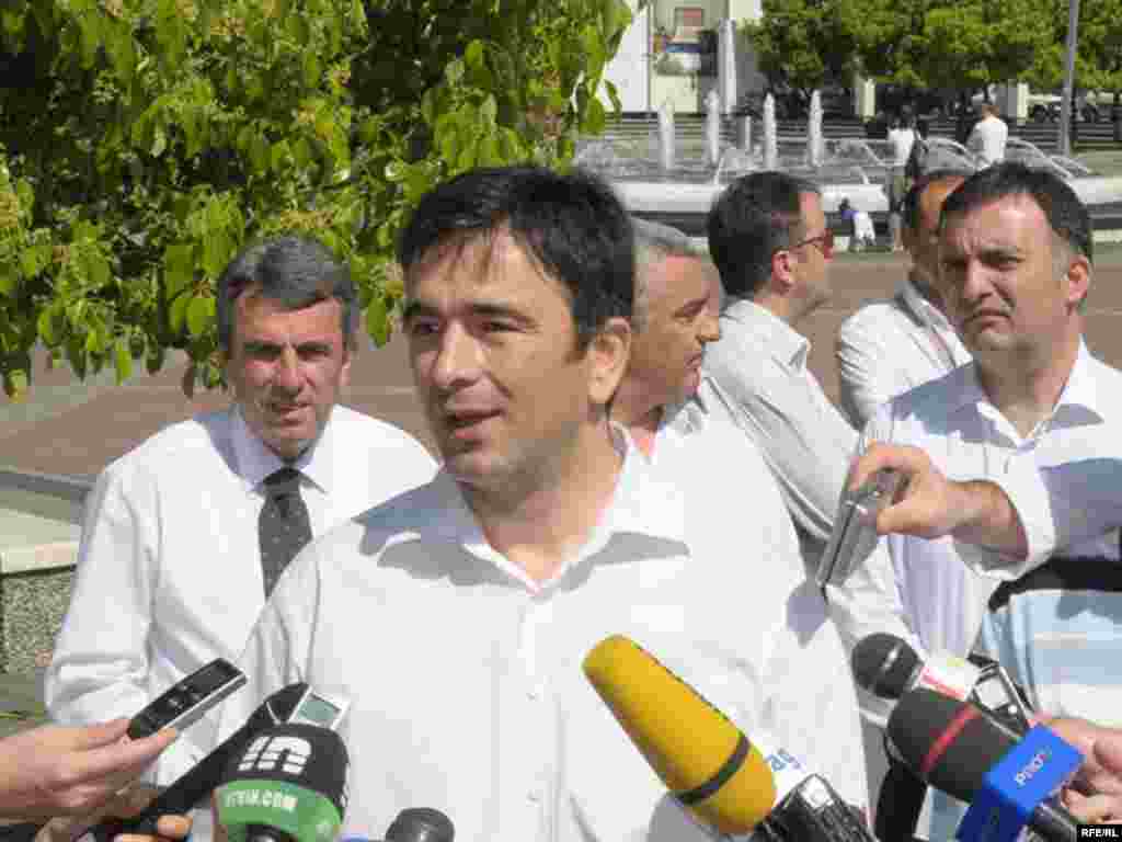 Nebojša Medojević (PzP), Neven Gošović (SNP), Andrija Mandić (NOVA) i Srdjan Milić (SNP) - Foto: Savo Prelević