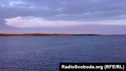 Соловецькі острови з моря, 2011 рік (фото: Київське товариство політв'язнів і репресованих)