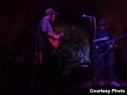 "Pyraweed" qrupunun Bakıda klubların birində çıxışı