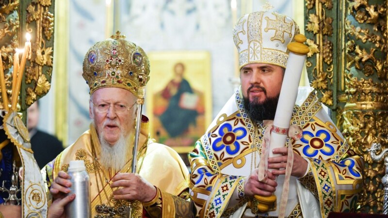 Украин православ чиркөөсү көз карандысыздыгын бышыктаган документ алды