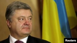 Ukrainian President Petro Poroshenko (file photo)