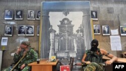 Separatisti pro-rusi in Donetk.