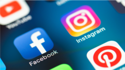 Čitamo vam: Facebook imao podatke da Instagram utiče na suicidne misli mladih