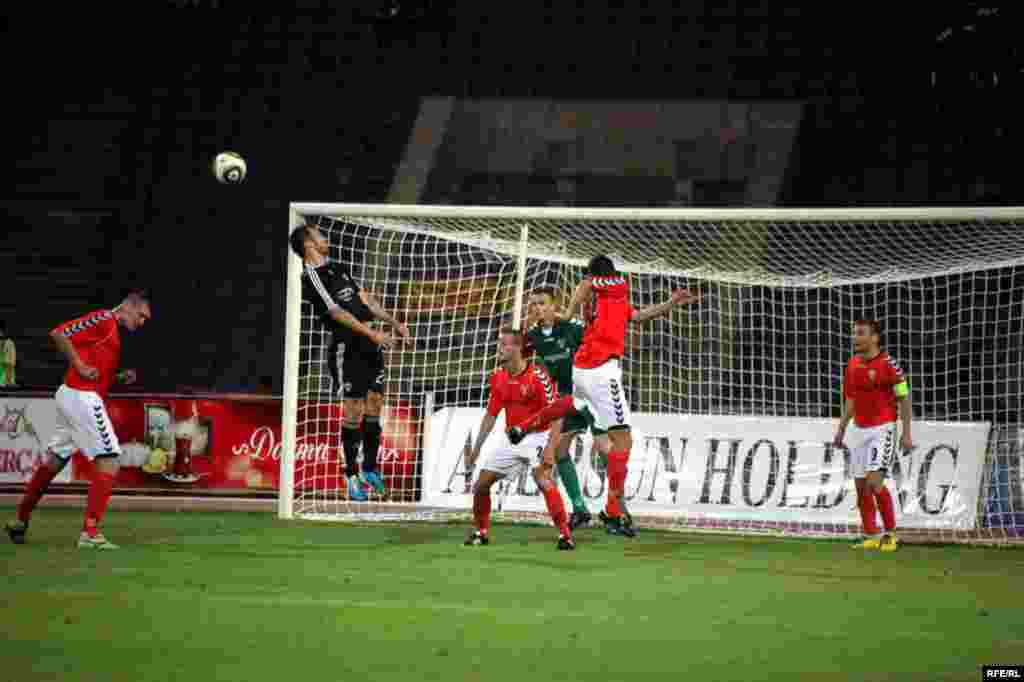 Qarabağ 3 – 0 Banqa #9