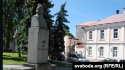 Помнік Элізе Ажэшцы ў Горадні. 170-я гадавіна з дня нараджэньня.