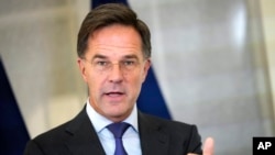 Mark Rutte, a NATO főtitkára Észtországban 2024. október 22-én