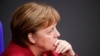 Angela Merkel a Bundestag egy ülésén vesz részt 2020. december 9-én.