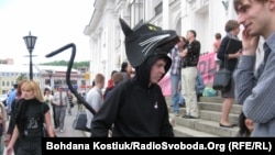 Активісти захищають історичну будівлю Гостиного двору в Києві, 26 травня 2012
