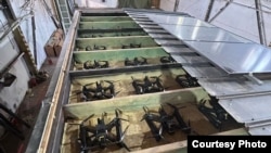 Дрони у транспортних контейнерах на складі в РФ, які були використані під час операції СБУ «Павутина»