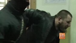 «Меня-то еще не очень били»