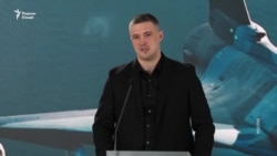 Вазири мудофиаи Украина барканор мешавад.