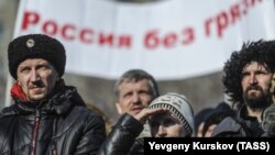 Митинг православных активистов "в защиту святынь и религиозных чувств верующих" в Новосибирске