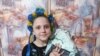 Школярка Аліса Пономаренко з Харківщини шиє маски і безкоштовно їх роздає