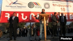 Armenia - A senior member of the Prosperous Armenia Party addresses an opposition rally in Ararat, 3Oct2014.