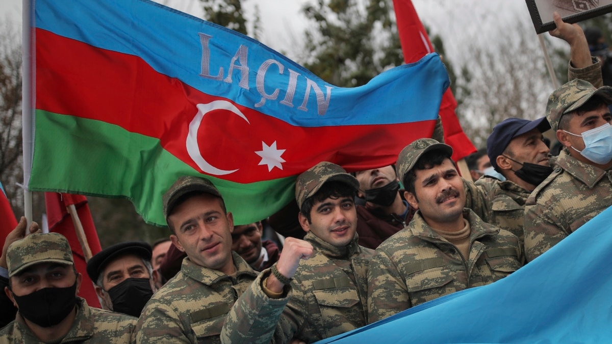 Azerbaijani soldiers accused of war crime against Armenians