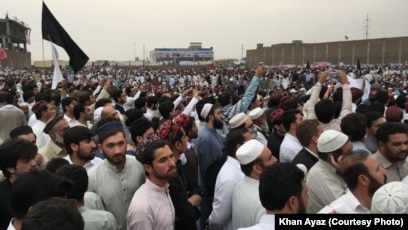 Protesters march in Peshawar, Pakistan against US attacks on Iran