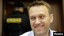 Российский оппозиционный политик Алексей Навальный в суде. Москва, 16 июня 2017 года. 