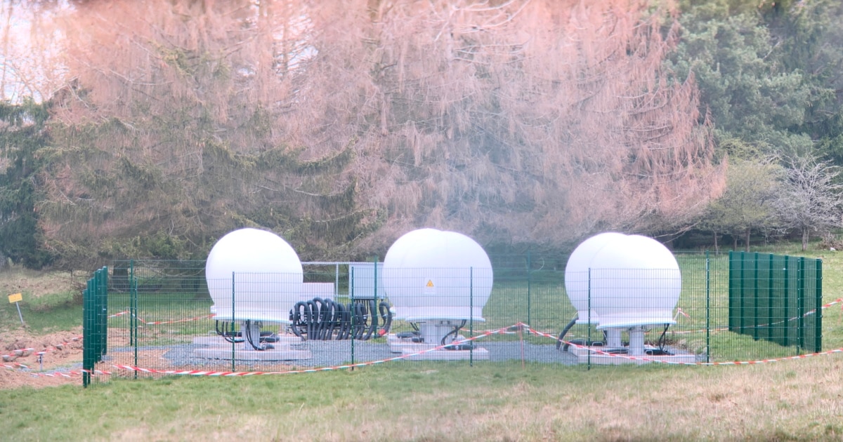 Диверсія та пожежа на польській станції Starlink, що забезпечує зв'язок для України