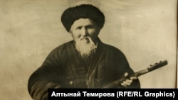 Токтогул Сатылганов.