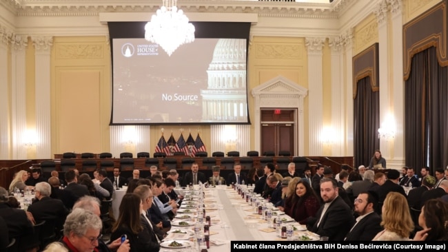Detalj sa tradicionalne religijske "seder" večere, tokom promocije Sarajevske hagade