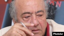 Մերուժան Տեր-Գուլանյան, արխիվ
