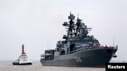 According to Britain's military chief, Russian ships have been seen close to cables that carry communications between Europe and the United States. (file photo)