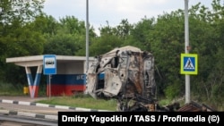 Грузовик, уничтоженный Силами обороны Украины на трассе российского «сухопутного коридора» в Крым, 19 июня 2026 года