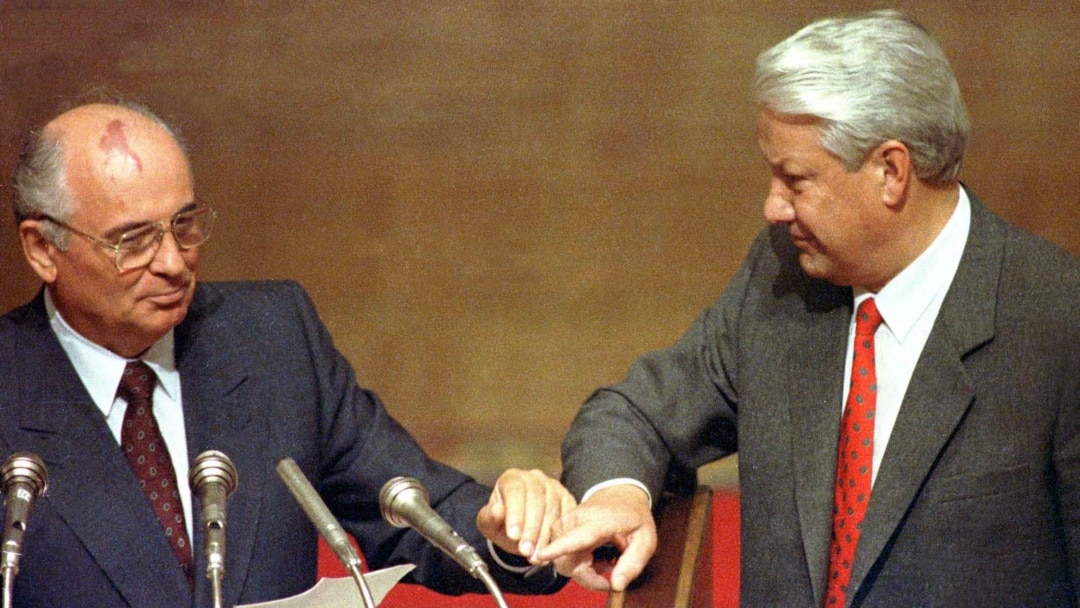 Gorbachev Blames 'Greedy' Russian, Ukrainian Leaders For 1991 Soviet  Collapse