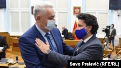 Zdravko Krivokapić i Dritan Abazović, bivši premijeri Crne Gore, na Cetinju 23. novembra 2020.