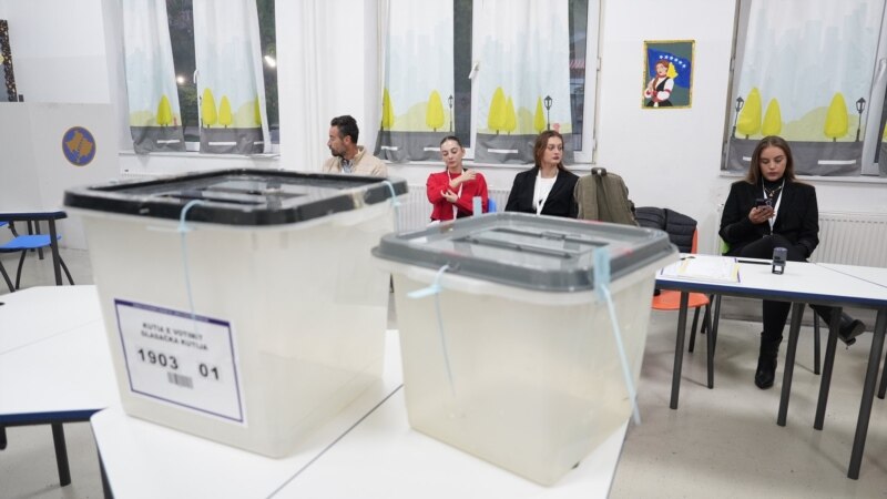 KQZ: Procesi i votimit pa probleme, 7.84% e qytetarëve votuan deri në 11:00