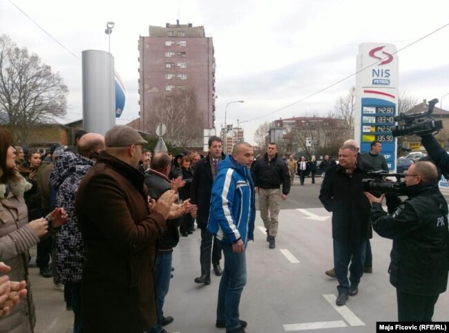 Marko Gjuriq në veri të Kosovës më 2016, kur është hapur një pikë për karburante e kompanisë NIS.